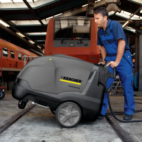 Karcher HDS Special Hot water Pressure washer easy to move.
